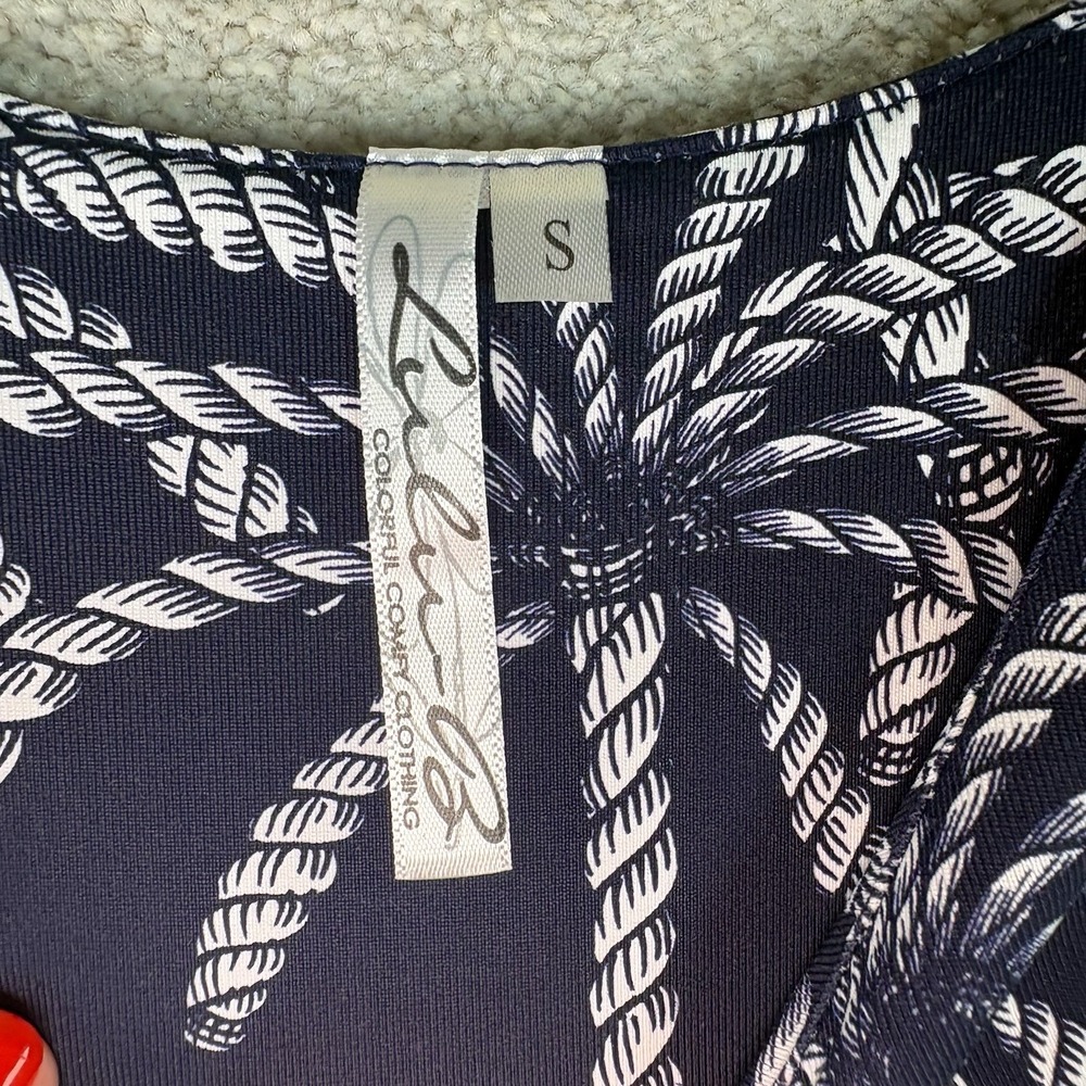 Lulu B Mini Shift Ruffle Hem Dress Sleeveless Stretch Navy Blue  Palm Print Sz S - Picture 2 of 7
